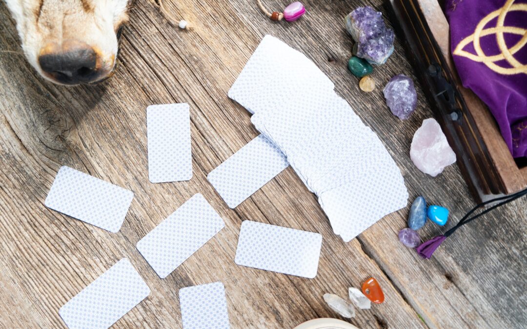 Les défis et les atouts familiaux à travers les lames du tarot